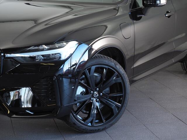 Volvo XC60 2.0 T6 Plug-in hybrid AWD Plus Black Edition | Harman Kardon | Panoramadak | Leer | Stoelverwarming Voor en Achter | 360° Camera | Stuurwielverwarming | Apple CarPlay/ Android Auto