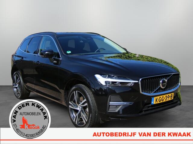 Volvo XC60 2.0 B4 Momentum Pro Business