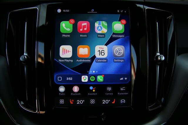 Volvo XC60 2.0 B4 Momentum Pro Business