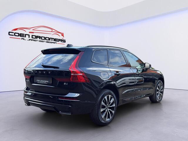 Volvo XC60 2.0 B4 Plus Dark /Sportstoelen met memory/ Full-LED/Dode hoek sensoren/Harman Kardon Audio/Stoelverwarming V+A/Semi-elektrische trekhaak/Keyless/Camera met PDC voor+achter/