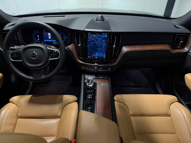 Volvo XC60 2.0 T8 Plug-in hybrid AWD Ultimate Bright Panodak Bowers&Wilkins Luchtvering 360 Camera Leder