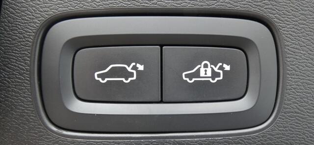 Volvo XC60 2.0 T8 TE AWD POLESTARSTAR ENGINEERED,360,Pano.Leer