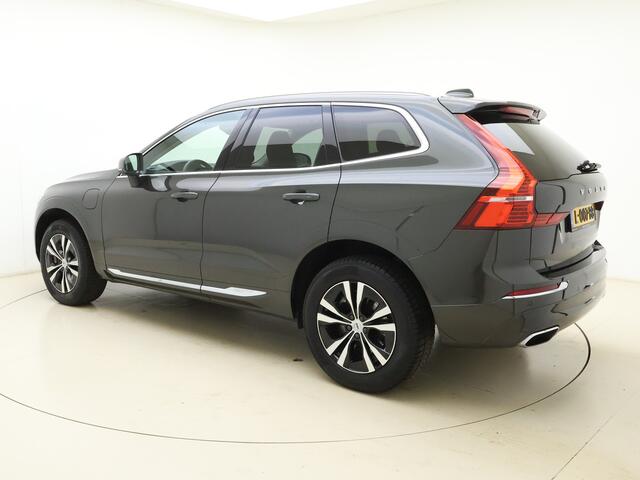 Volvo XC60 T8 390pk AWD Inscription / Harman Kardon audio / Panorama dak / Trekhaak / BLIS / Keyless entry / Elektrisch verstelbare stoelen /