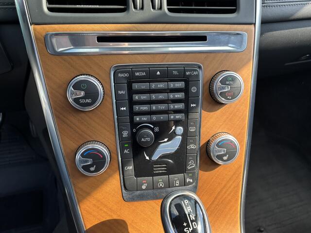 Volvo XC60 T6 AWD Summum Inscription ACC Pano