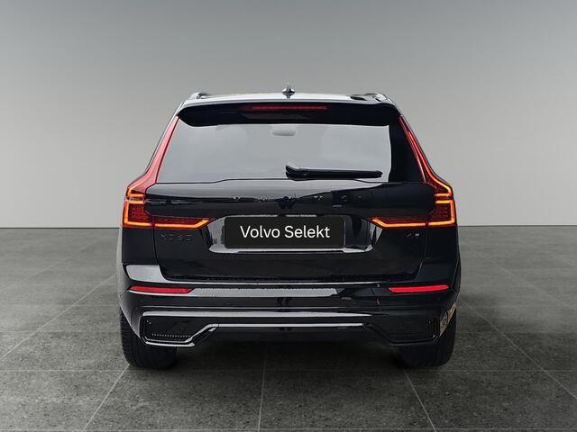 Volvo XC60 2.0 T6 Plug-in hybrid AWD Plus Black Edition | Head-Up-Display | Haman / Kardon Audio | Sportstoelen