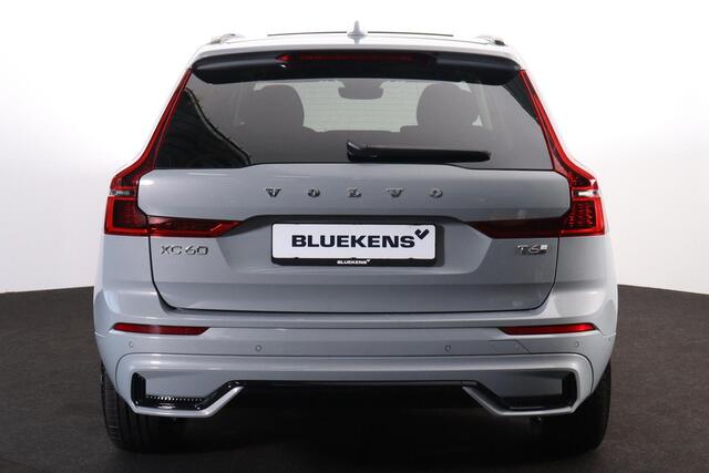 Volvo XC60 T6 Recharge AWD Plus Dark - Panorama/schuifdak - IntelliSafe Assist & Surround - 360º Camera - Harman/Kardon audio - Verwarmde voorstoelen, stuur & achterbank - Parkeersensoren voor & achter - Elektr. bedienb. voorstoelen met geheugen - Head up display - 