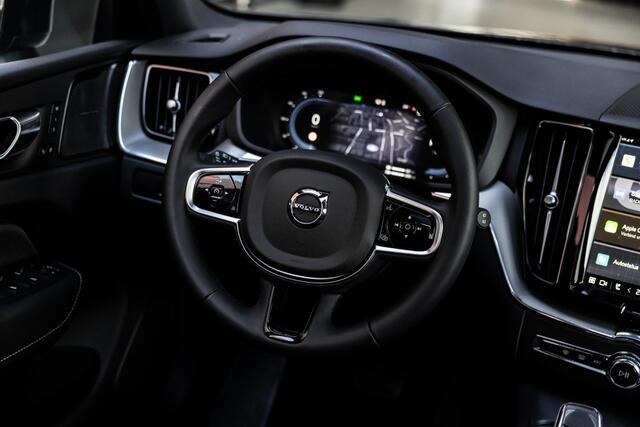 Volvo XC60 T8 Plus Black Edition AWD | H&K | 360 Cam | Pano |