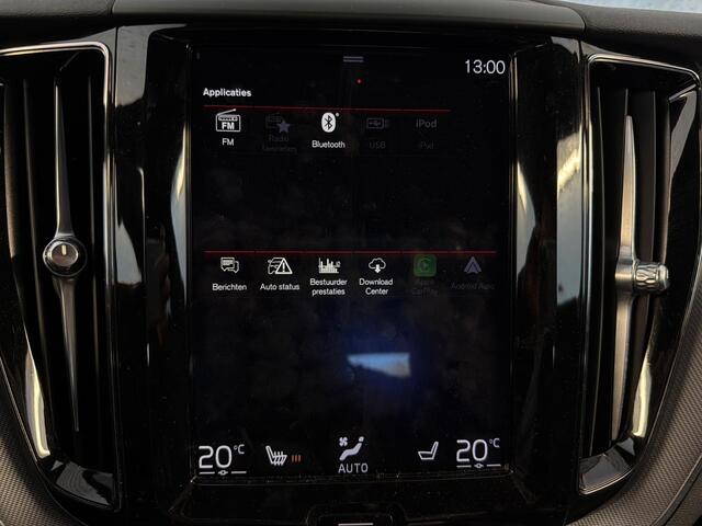 Volvo XC60 2.0 T4 R-Design | Trekhaak | Parkeercamera | Memory | Stoelverwarming | Verwarmde Voorruit | Getint Glas | CarPlay |