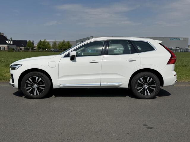 Volvo XC60 2.0 T8 Plug-in hybrid AWD Inscription Expression | SOH 100% | Trekhaak | Achteruitrijcamera | Apple Carplay/Android Auto | Panoramadak | Stoel en stuurwielverwarming |
