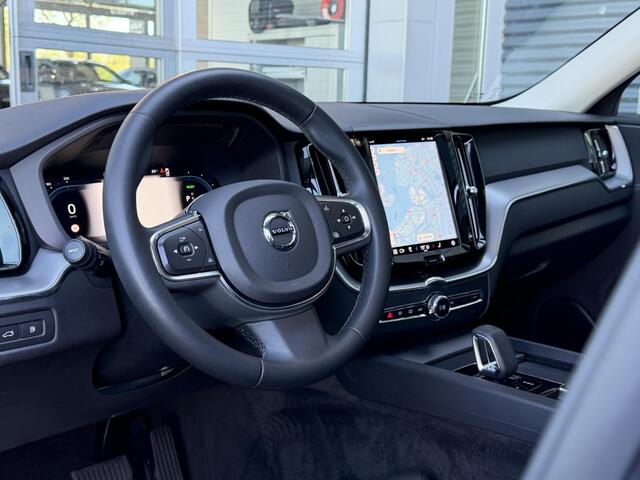 Volvo XC60 2.0 T8 Plug-in hybrid AWD Inscription | SOH 94,8% | Trekhaak | HUD | Panoramadak | Standkachel | Apple Carplay/Android Auto | Cruise control adaptief | Lederen bekleding |