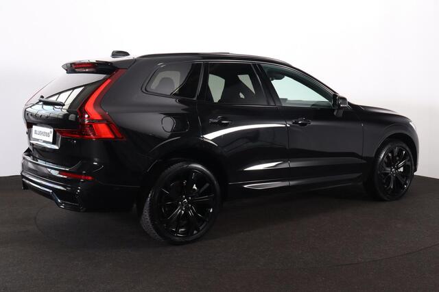 Volvo XC60 T6 Recharge AWD Plus Black Edition - Panorama/schuifdak - IntelliSafe Assist & Surround - 360º Camera - Harman/Kardon audio - Adaptieve LED koplampen - Verwarmde voorstoelen, stuur & achterbank - Parkeersensoren voor & achter - Elektr. bedienb. voorstoele