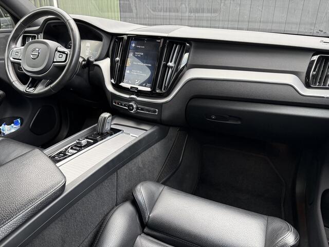 Volvo XC60 2.0 Recharge T8 AWD R-Design