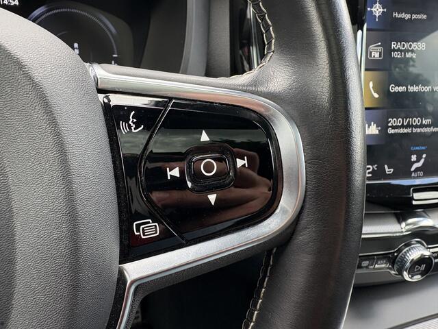 Volvo XC60 2.0 Recharge T8 AWD R-Design