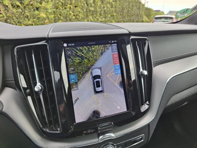 Volvo XC60 T8 Plug-in hybrid AWD Ultimate Dark | Panoramadak | 360 camera | Stoel/Stuur Verwarming | Harman/Kardon |