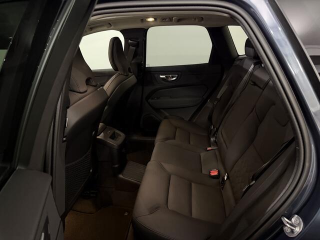 Volvo XC60 2.0 T8 Plug-in hybrid AWD Plus Dark Panoramadak, 360 Camera, Harman/Kardon, Head-up display, Memory stoelen, Elektrische achterklep, Leder, Winterpakket, Cruise control adaptief