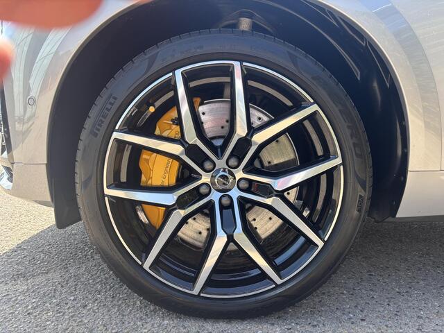 Volvo XC60 T8 Plug-in-hybrid AWD Polestar Engineered