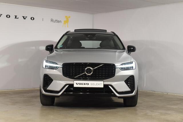 Volvo XC60 T6 350PK Automaat Plug-in Hybrid AWD Plus Dark / Navigatie / 360 Camera / Adaptieve Cruise Control / Stuur & Stoelverwarming / Stoelverwarming achter / Elektr. Achterklep / Schuifdak / Trekhaak