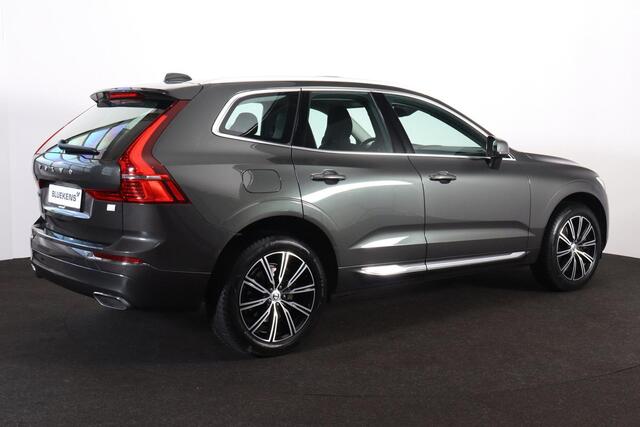 Volvo XC60 Recharge T8 AWD R-Design - Panorama/schuifdak - IntelliSafe Assist & Surround - 360º Camera - Adaptieve LED koplampen - Verwarmde voorstoelen & stuur - Parkeersensoren voor & achter - Elektr. bedienb. bestuurdersstoel met geheugen - Inklapbare trekhaak - 