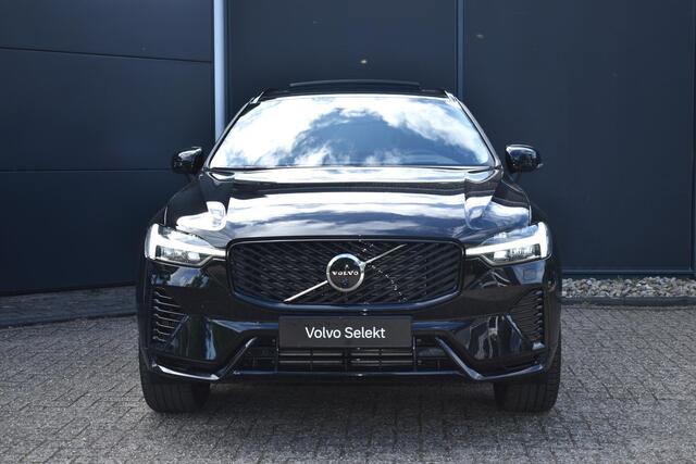 Volvo XC60 2.0 T6 Plug-in hybrid AWD Ultra Dark Panorama/schuifdak | 360 camera | Allseason banden | HarmanKardon Premium Audio | BLIS | Elektrische stoelen met geheugen functie | Semi-elektrische trekhaak
