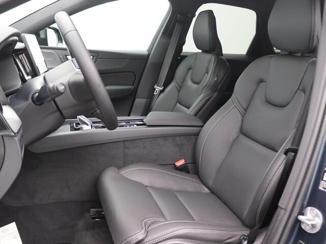 Volvo XC60 2.0 T6 Plug-in hybrid AWD Plus Black Edition 350PK Panoramadak, Trekhaak, 21" LM Velgen, Head-Up Display, Harman Kardon, 360gr. Camera, Stoelventilatie, Memorystoelen