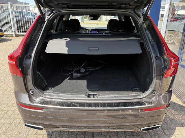 Volvo XC60 2.0 Recharge T6 AWD R-Design / Automaat / NL-Auto / Styling-Pack / 22'' LMV / Dealer-Onderhouden / ERAD reeds vervangen / Pilot-Assist / Open-Panodak / Elektr.-Uitklapbare Trekhaak / Stoel-/Stuurverwarming / Adaptieve Cruise-Control Stop&Go / Climate-Cont