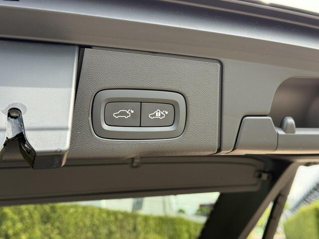 Volvo XC60 T6 Plug-in hybrid AWD Ultimate Bright | Blis | Apple CarPlay | Google | Panorama dak | Keyless | Bluetooth |
