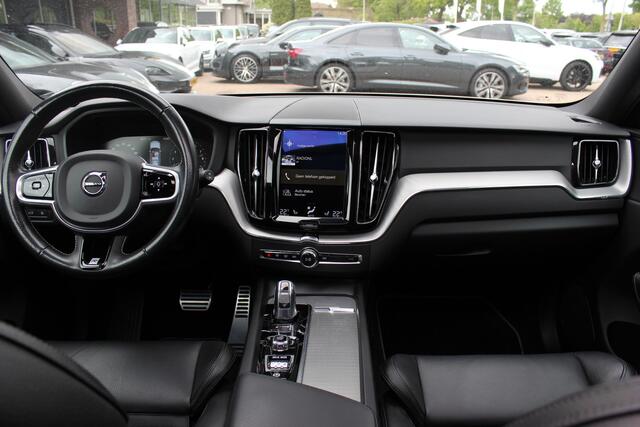 Volvo XC60 2.0 T8 Twin Engine AWD R-Design / Trekhaak / Panoramadak / Leder / CarPlay / 21'' / Parkeerhulp V+A / Stoelverwarming / DAB / Cruise Control
