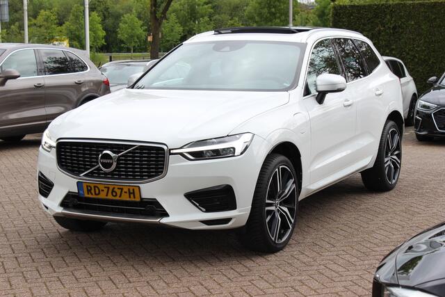 Volvo XC60 2.0 T8 Twin Engine AWD R-Design / Trekhaak / Panoramadak / Leder / CarPlay / 21'' / Parkeerhulp V+A / Stoelverwarming / DAB / Cruise Control