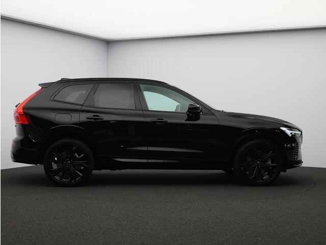 Volvo XC60 2.0 T6 Plug-in hybrid AWD Plus Black Edition / Stoelventilatie / 360 graden camera / Harman Kardon / Extra getinte ramen / Stoel+stuurwielverwarming