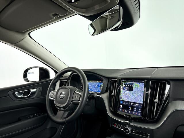 Volvo XC60 T6 Plug-in hybrid AWD Core Bright | Panoramadak | Park assist | Stoel- en Stuurverwarming | Trekhaak