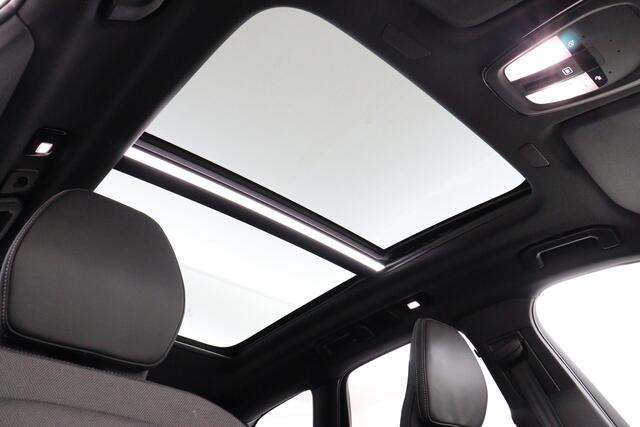 Volvo XC60 T6 PLUG-IN HYBRID AWD ULTIMATE BLACK EDITION -PANO.DAK|BOWERS&WILKINS|LUCHTVERING|360°CAM|GETINT.GLAS|HEAD-UP DISP.|SPORTSTOELEN|21"
