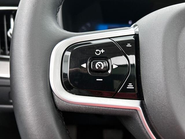 Volvo XC60 2.0 T6 Plus Dark | Leder | Trekhaak | Pano | Rijklaar |
