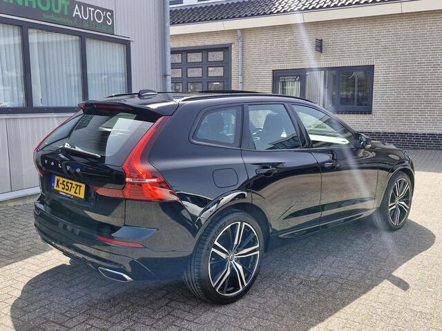 Volvo XC60 Recharge T6 AWD R-Design ALLE OPTIES luchtvering