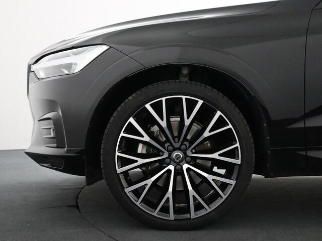 Volvo XC60 2.0 D4 AWD R-Design Automaat ACC | Pano | 22" lmv