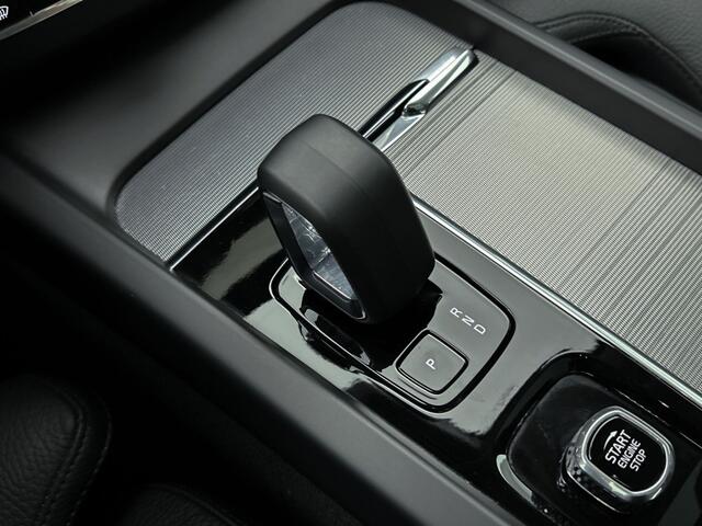 Volvo XC60 2.0 T6 AWD Ultimate Dark | Panorama dak | Trekhaak |