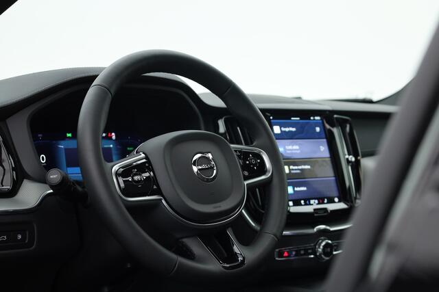 Volvo XC60 T6 PHEV Ultra Black Edition | Pano | HUD | Elek. Trekhaak | Memory Seats | 360cam | Adapt. Cruise | 21'' | Google Info. x