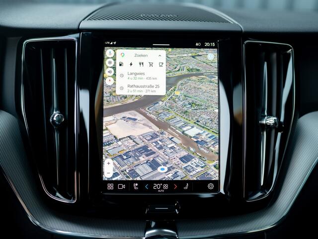 Volvo XC60 2.0 T8 Plug-in hybrid AWD Plus Dark | Pano | Trekhaak wegkl. | 360 Camera | Head Up | Harman/ Kardon | Prijs Rijklaar!!