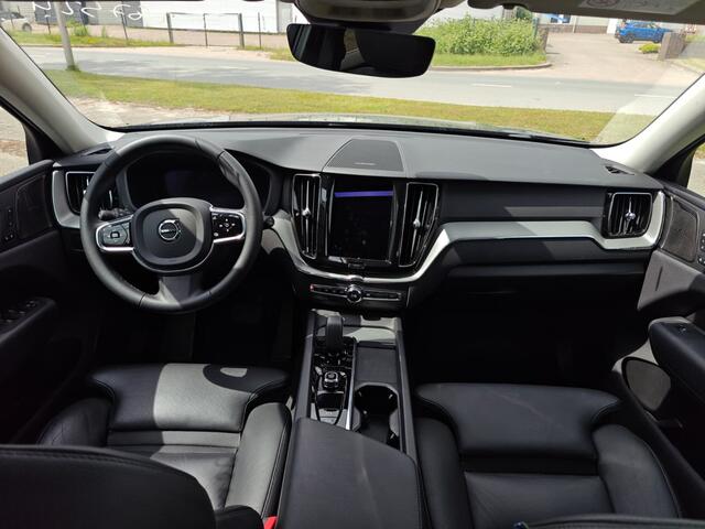 Volvo XC60 T6 Plug-in hybrid AWD Plus Bright | Rijklaarprijs | Pano Dak |