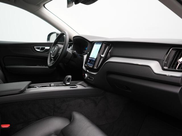 Volvo XC60 T6 AWD Plus Bright LONG RANGE PHEV 350pk Dealer O.H. | Trekhaak Af Fabriek | Panodak | Camera | Lederen Sportstoelen Memory & Verwarmd | Keyless | Stuur Verwarmd | Google Assistent | Apple Carplay | DAB | Plug In Hybrid |