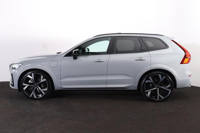 Volvo XC60 T8 Recharge AWD Ultra Black Edition Exec - Luchtvering - Panorama/schuifdak - IntelliSafe Assist & Surround - 360º Camera - Bowers & Wilkins audio - Adaptieve LED koplampen - Verwarmde voorstoelen, stuur & achterbank - Parkeersensoren voor & achter - Elek