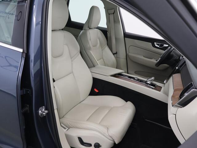 Volvo XC60 2.0 T8 Twin Engine AWD Inscription | Panoramadak | Luchtvering | Cruise Control Adaptief | Elekt Wegklapbare Trekhaak |