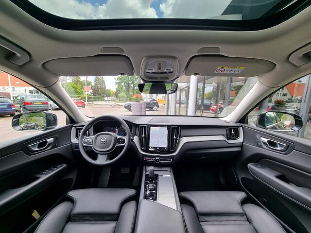 Volvo XC60 2.0 T6 Plug-in hybrid AWD Plus | MJ 2025 | Super uitvoering | Smetteloze staat!