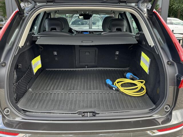 Volvo XC60 2.0 T8 TE AWD Inscription Pano | Pilot Ass. | Memory