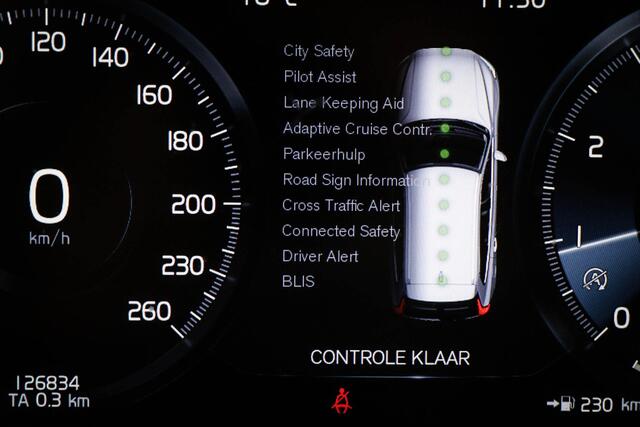 Volvo XC60 2.0 T5 AWD Inscription | INSCRIPTION PLUS LINE / CONNECT- PACK | STUURVERWARMING | STOELVENTILATIE | HEAD UP | APPLE | 360 CAMERA | TREKHAAK