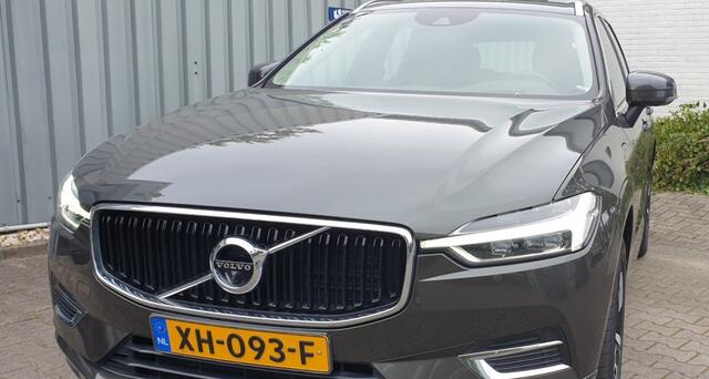 Volvo XC60 2.0 T8 TWIN ENGINE AWD MOMENTUM Panoramadak