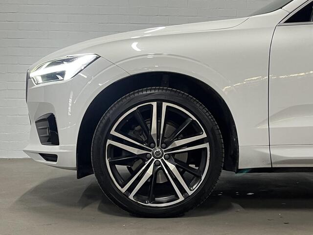 Volvo XC60 2.0 T5 R-Design Trekhaak | Cruise control | Keyless entry | Camera | Carplay | Lane assist | Climate control
