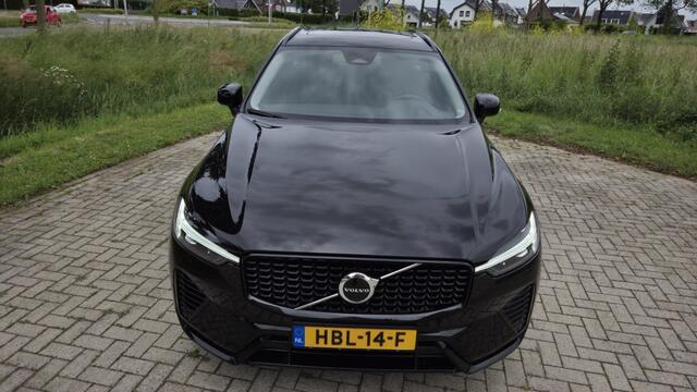 Volvo XC60 2.0 T6 AWD + Bright
