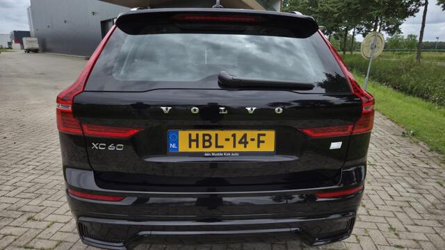 Volvo XC60 2.0 T6 AWD + Bright