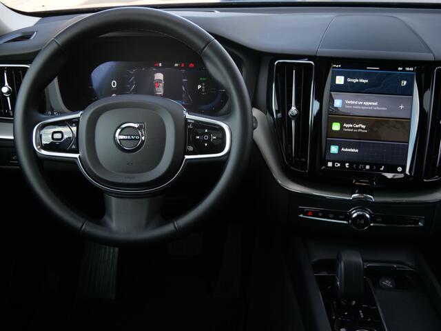Volvo XC60 2.0 T6 Plug-in hybrid AWD Plus Dark 350 Pk Automaat Navi / Pano-dak / Leder / 360 Camera / Apple Carplay