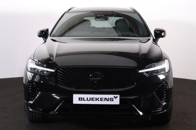 Volvo XC60 T6 Recharge AWD Plus Black Edition - Panorama/schuifdak - IntelliSafe Assist & Surround - 360º Camera - Harman/Kardon audio - Verwarmde voorstoelen, stuur & achterbank - Parkeersensoren voor & achter - Elektr. bedienb. voorstoelen met geheugen - Head up d